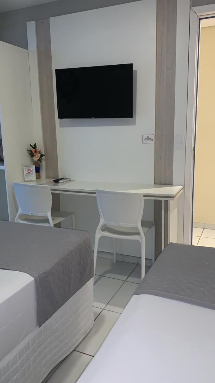 Hotel Estacao Баруери Екстериор снимка