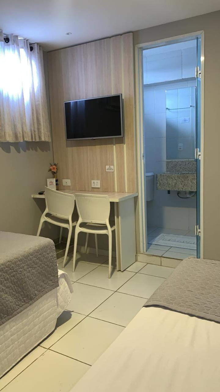 Hotel Estacao Баруери Екстериор снимка