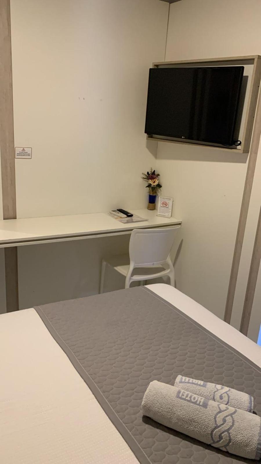 Hotel Estacao Баруери Екстериор снимка